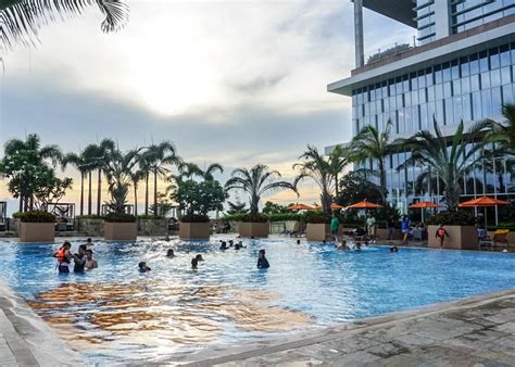 Stay at Solaire Resort & Casino in Manila for Luxurious Amenities .